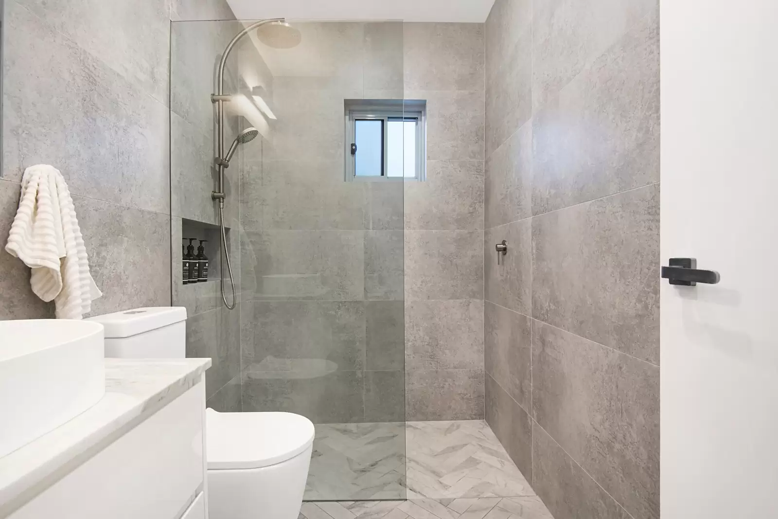 9 Jacobson Avenue, Kyeemagh Sold by Sydney Sotheby's International Realty - image 17