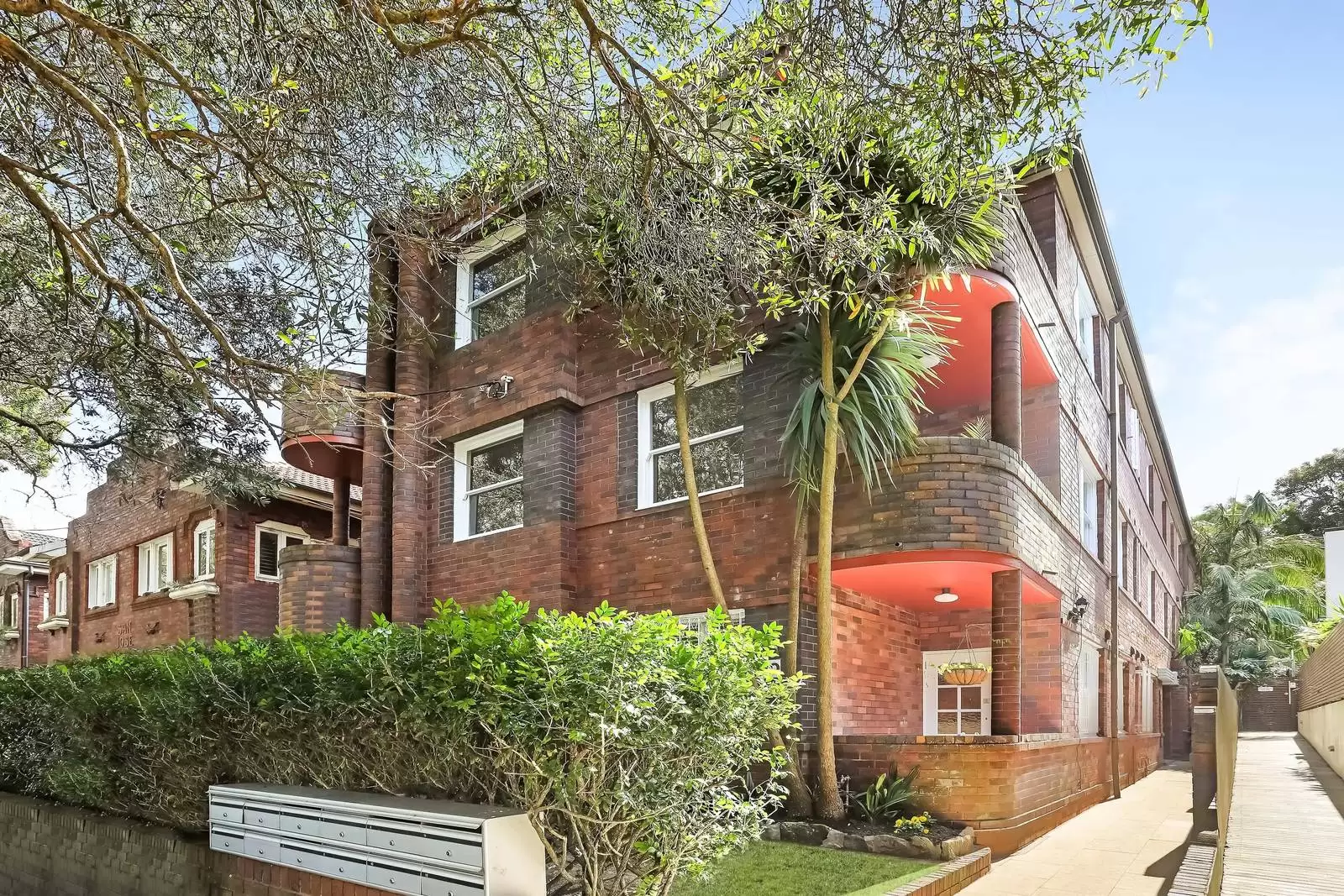 2/10 Warners Avenue, North Bondi Leased by Sydney Sotheby's International Realty - image 7
