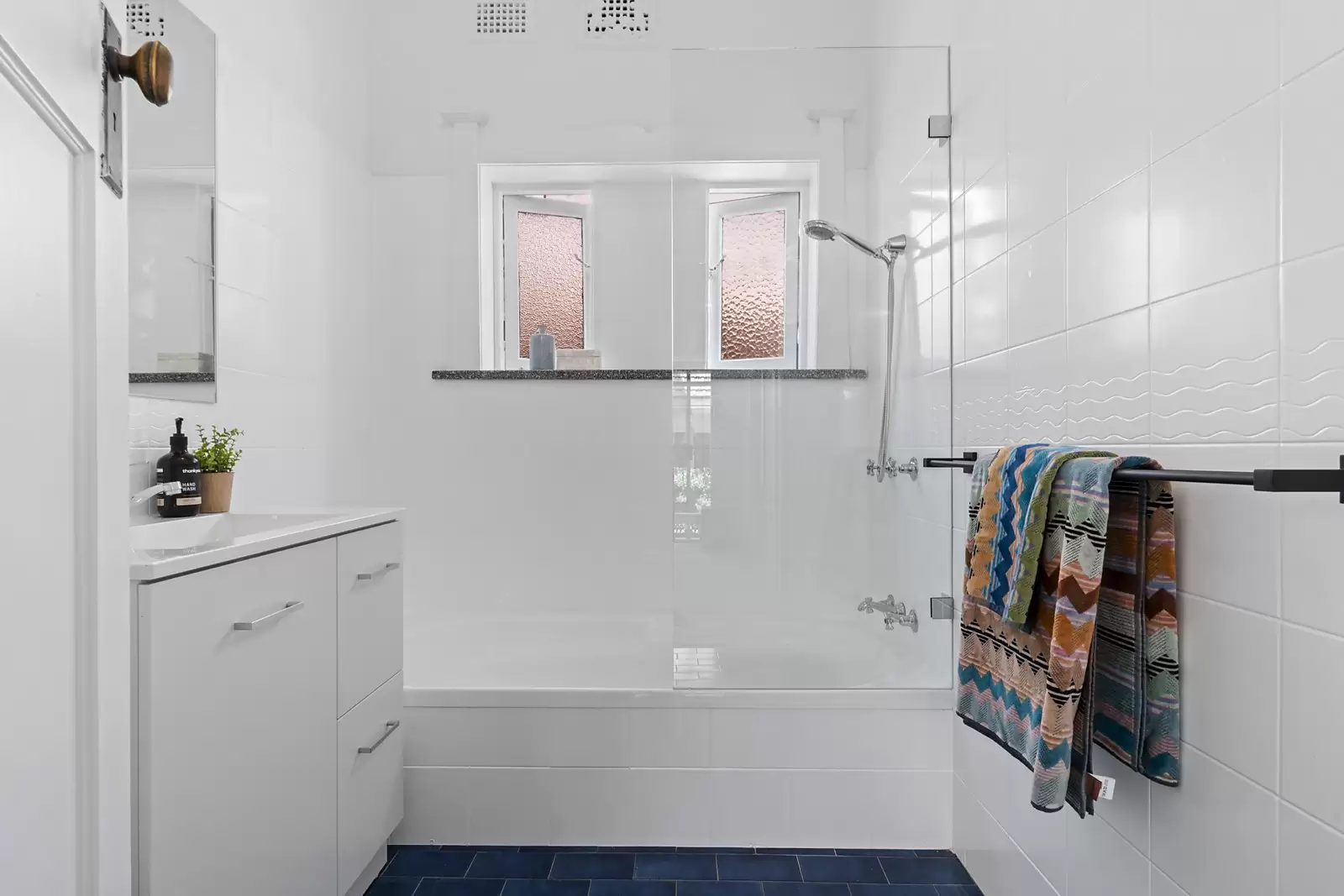 6 Elvina Street, Dover Heights Sold by Sydney Sotheby's International Realty - image 15