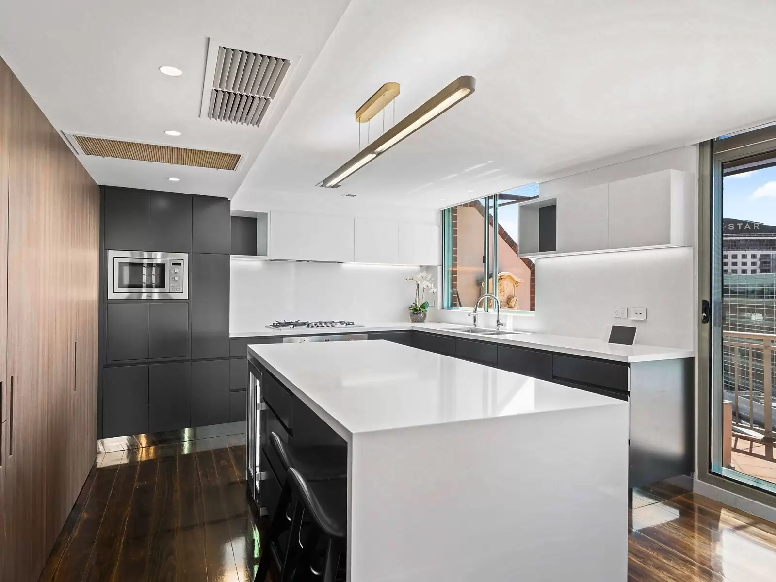 901/1-9 Pyrmont Bridge Road, Pyrmont Sold by Sydney Sotheby's International Realty - image 12