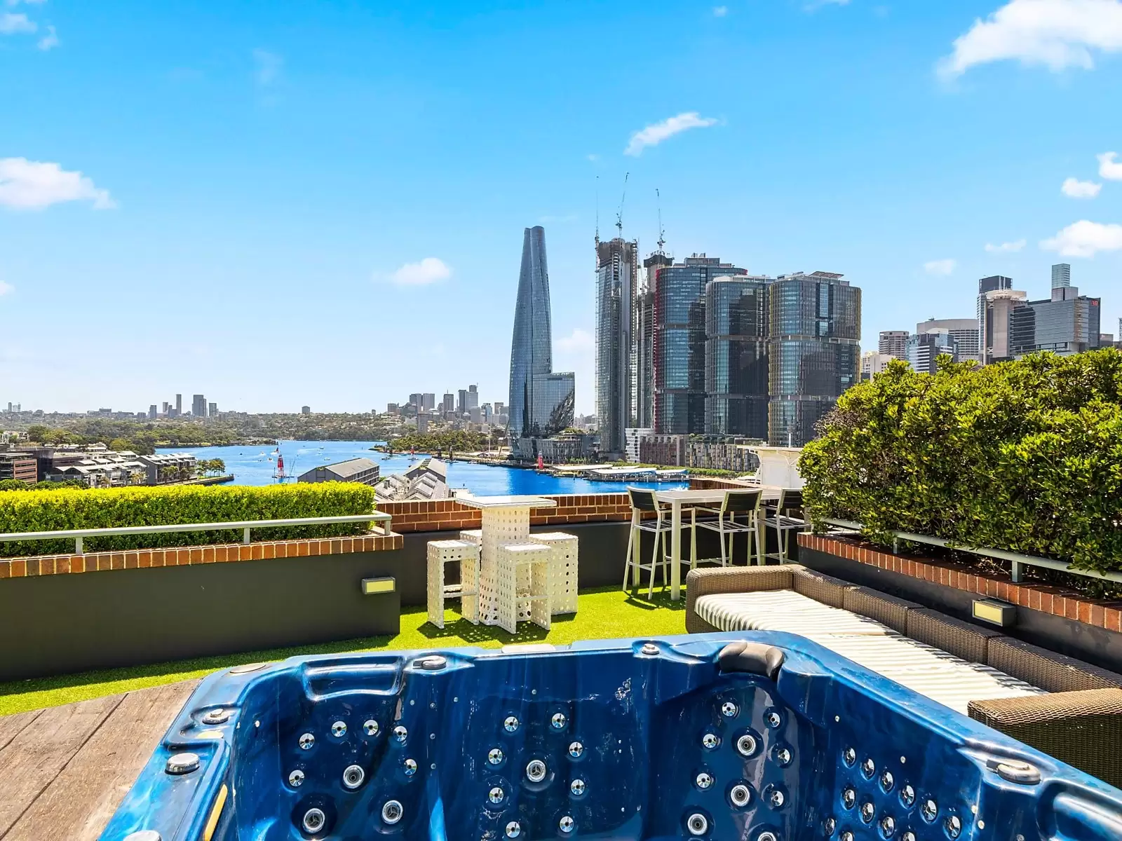 901/1-9 Pyrmont Bridge Road, Pyrmont Sold by Sydney Sotheby's International Realty - image 3