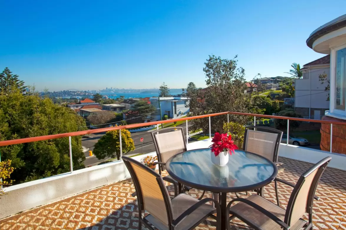 75 Hardy Street, Dover Heights Sold by Sydney Sotheby's International Realty - image 4