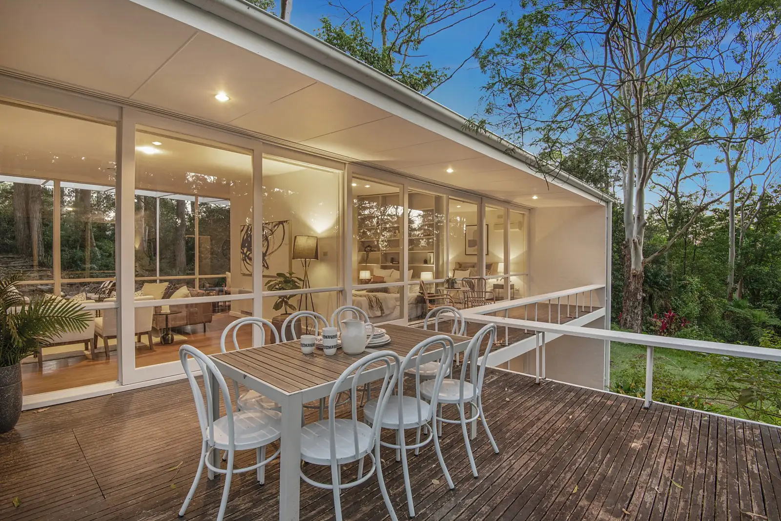 23 Roland Avenue, Wahroonga Sold by Sydney Sotheby's International Realty - image 1