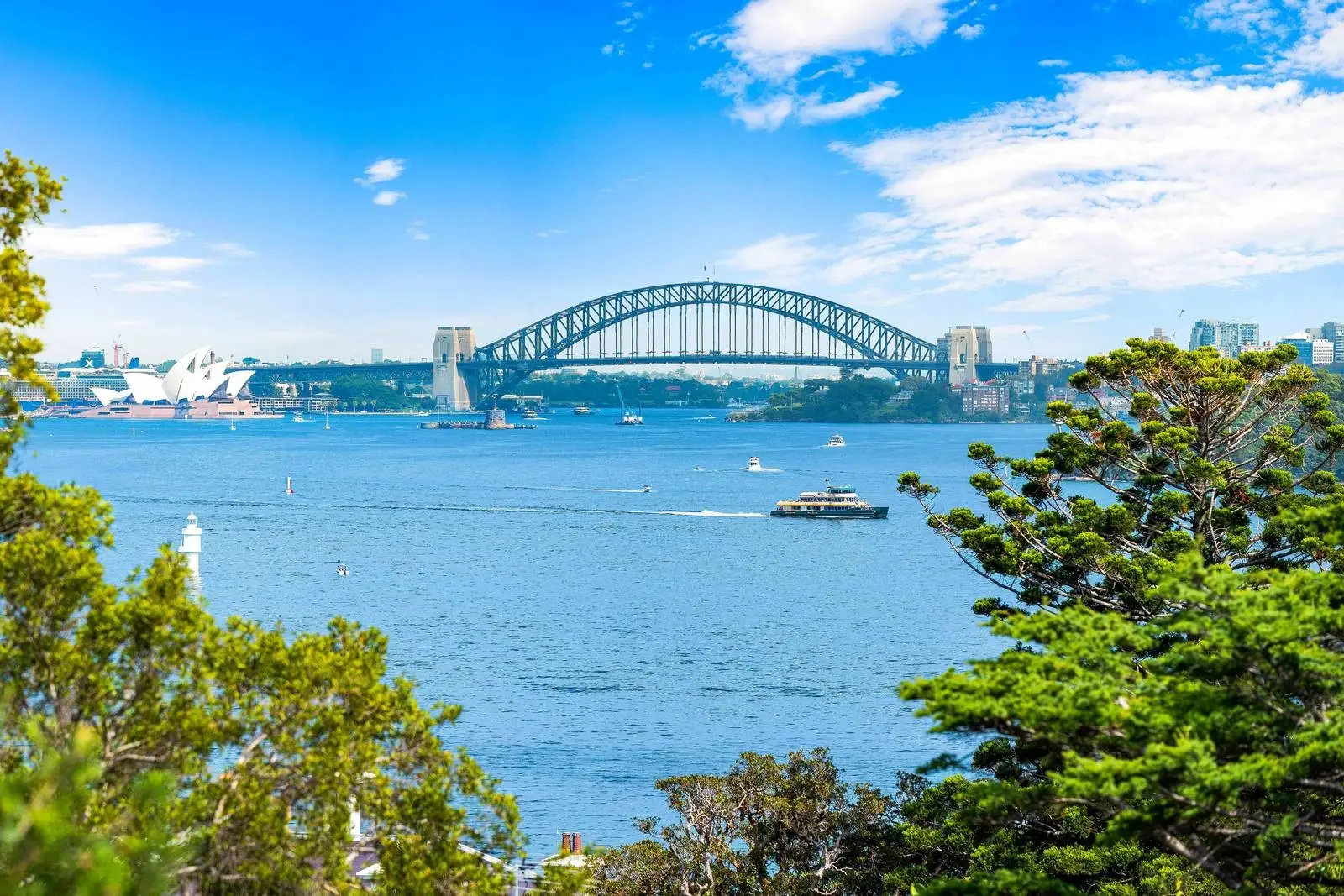 41 Vaucluse Road, Vaucluse Leased by Sydney Sotheby's International Realty - image 1