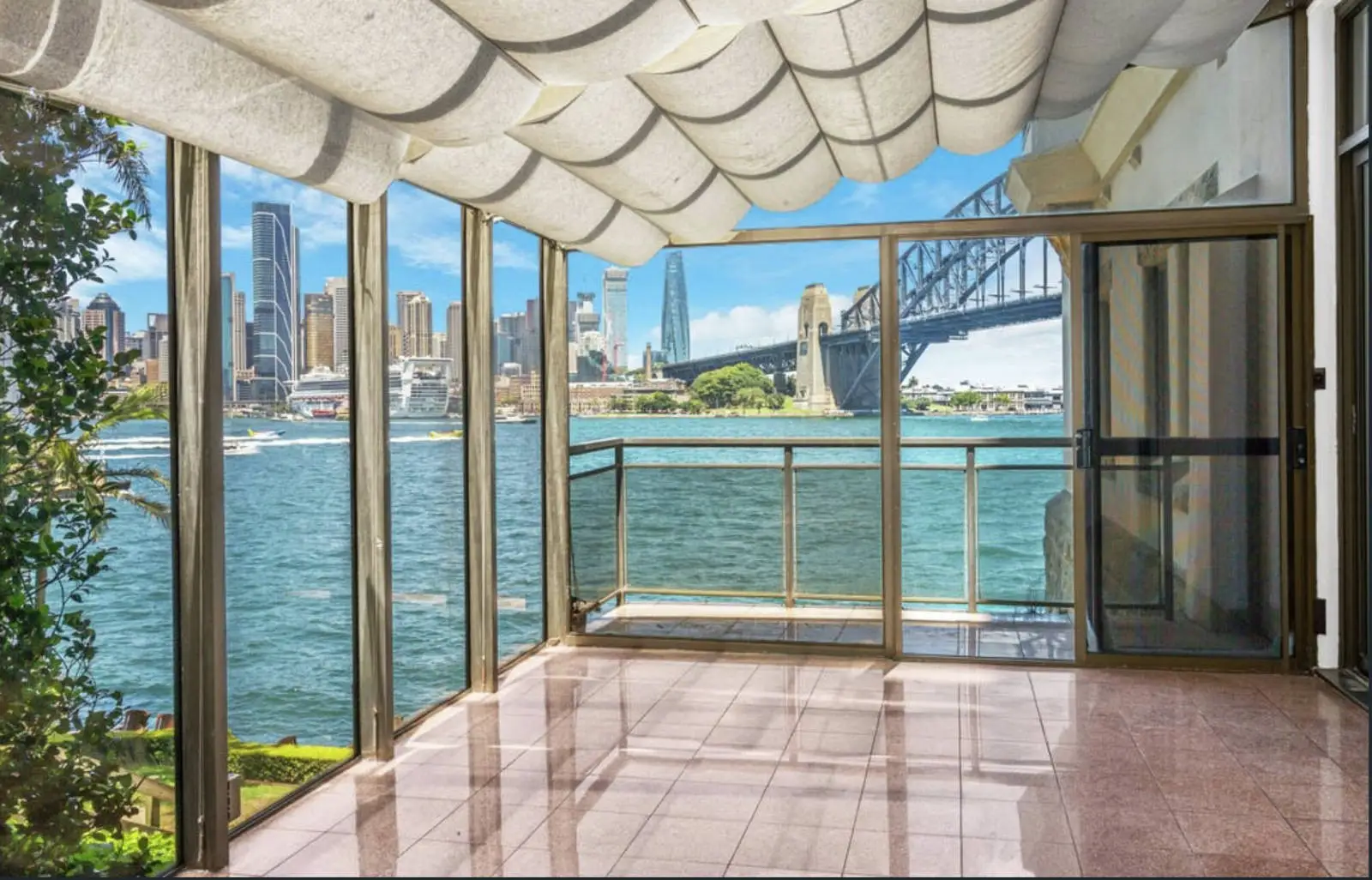 6/1 Waruda Street, Kirribilli Leased by Sydney Sotheby's International Realty - image 2