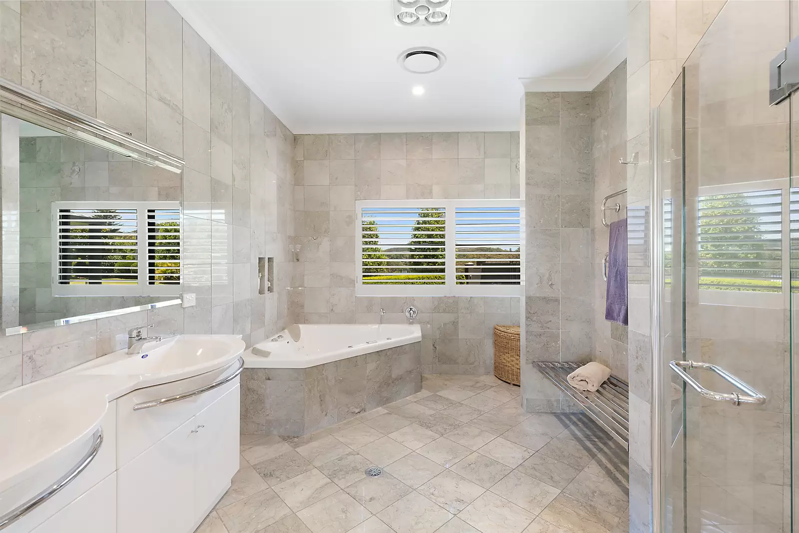 556 The Entrance Road, Wamberal Sold by Sydney Sotheby's International Realty - image 20