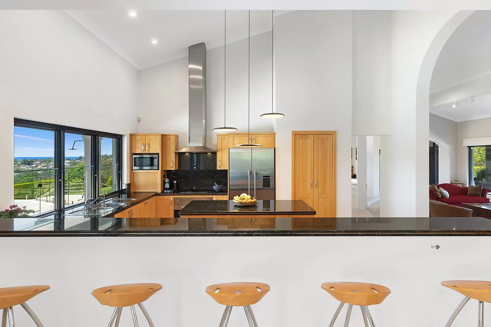 556 The Entrance Road, Wamberal Sold by Sydney Sotheby's International Realty - image 8