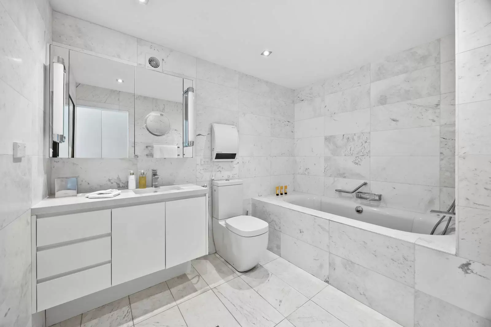 12/33 Sutherland Crescent, Darling Point Leased by Sydney Sotheby's International Realty - image 7