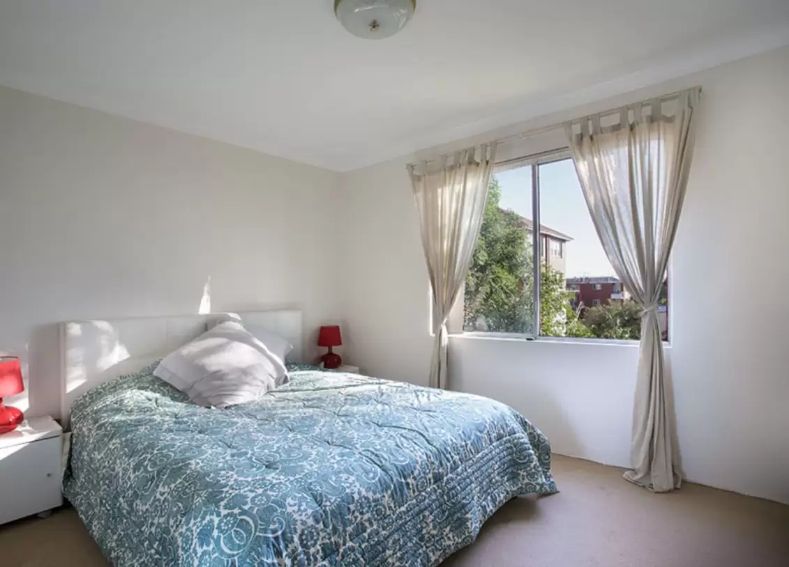 3/5-7 Rockley Street, Bondi Leased by Sydney Sotheby's International Realty - image 5