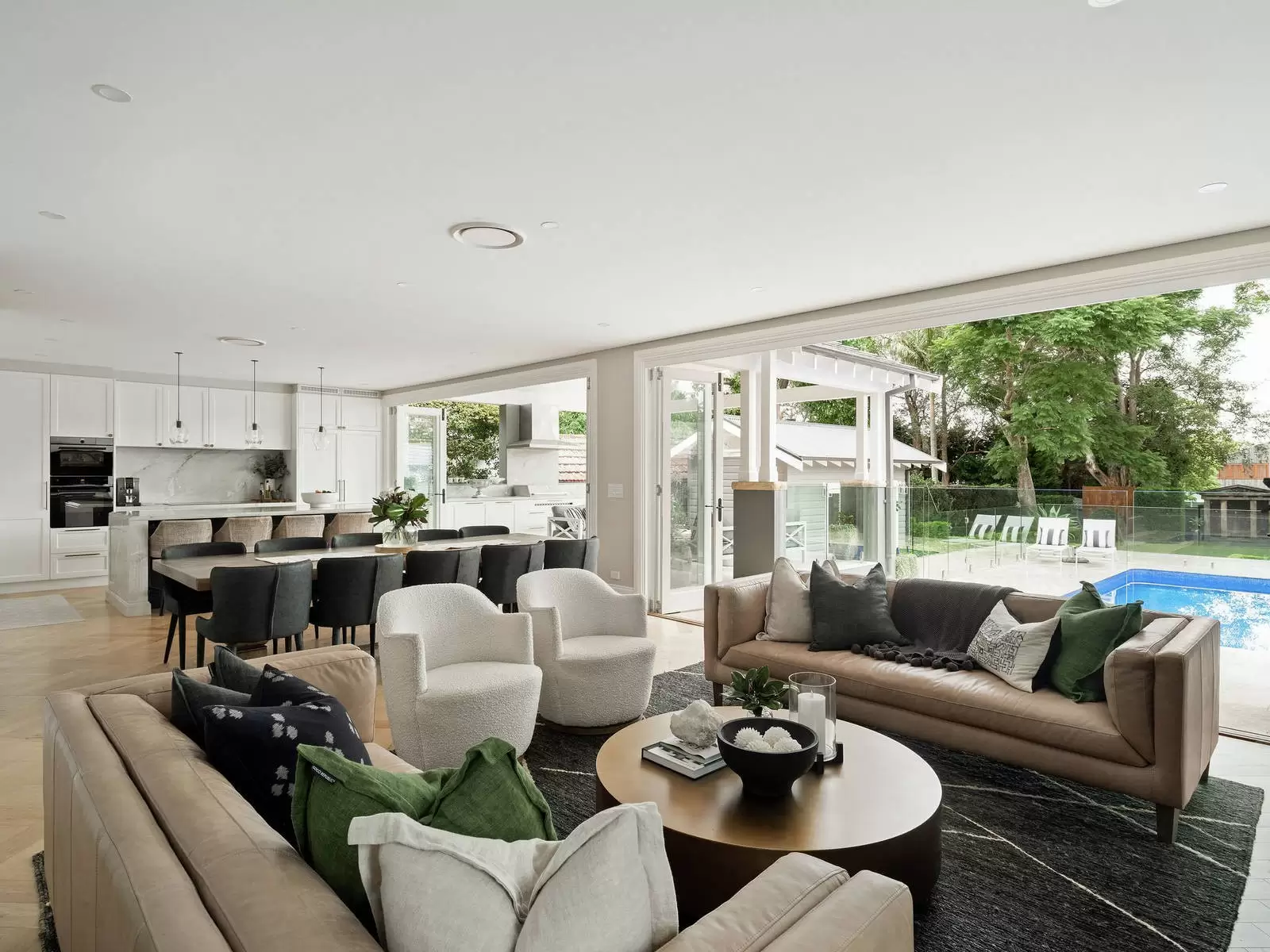 122 Middle Harbour Road, East Lindfield Sold by Sydney Sotheby's International Realty - image 3