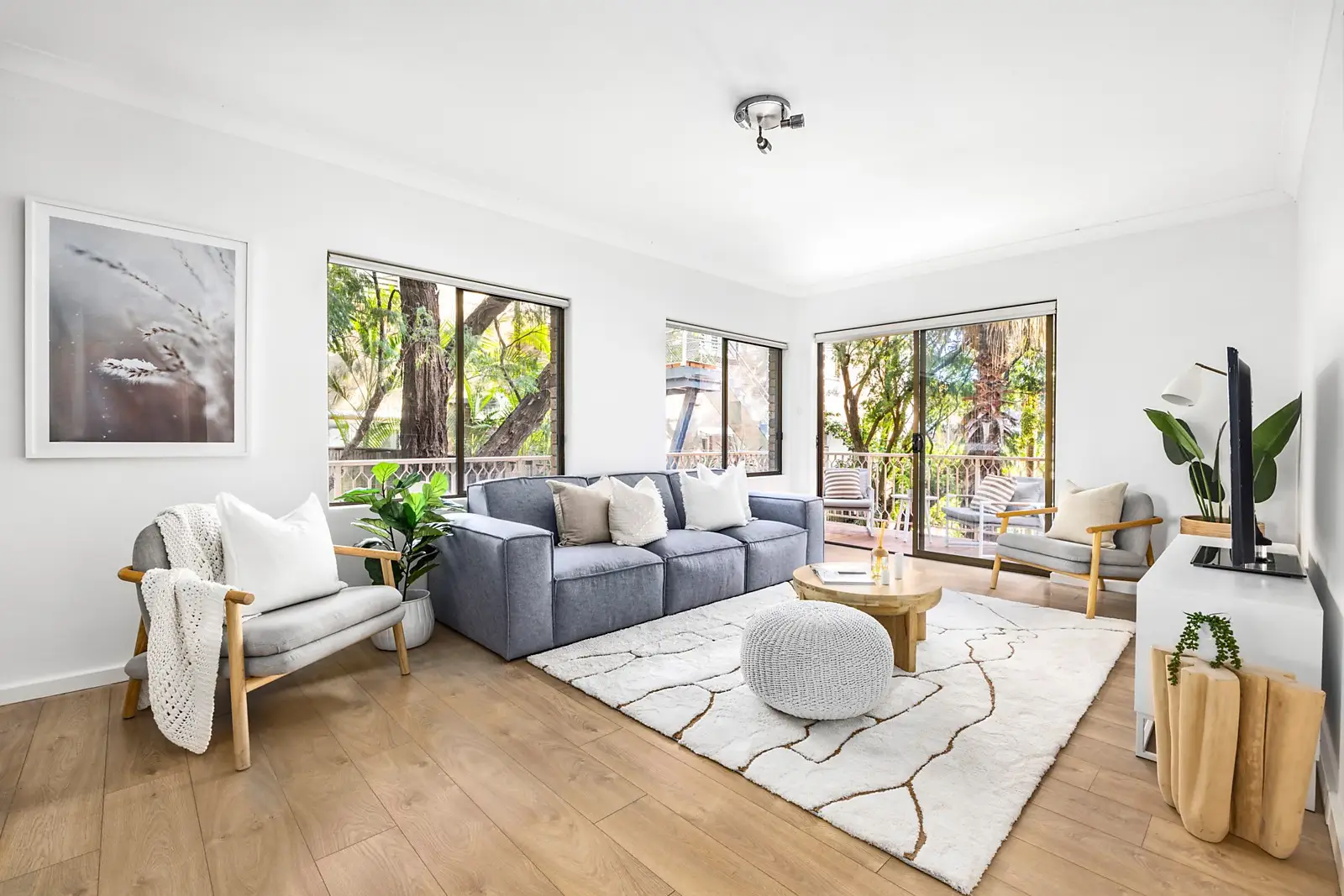 4/153-161 Coogee Bay Road, Coogee Sold by Sydney Sotheby's International Realty - image 1