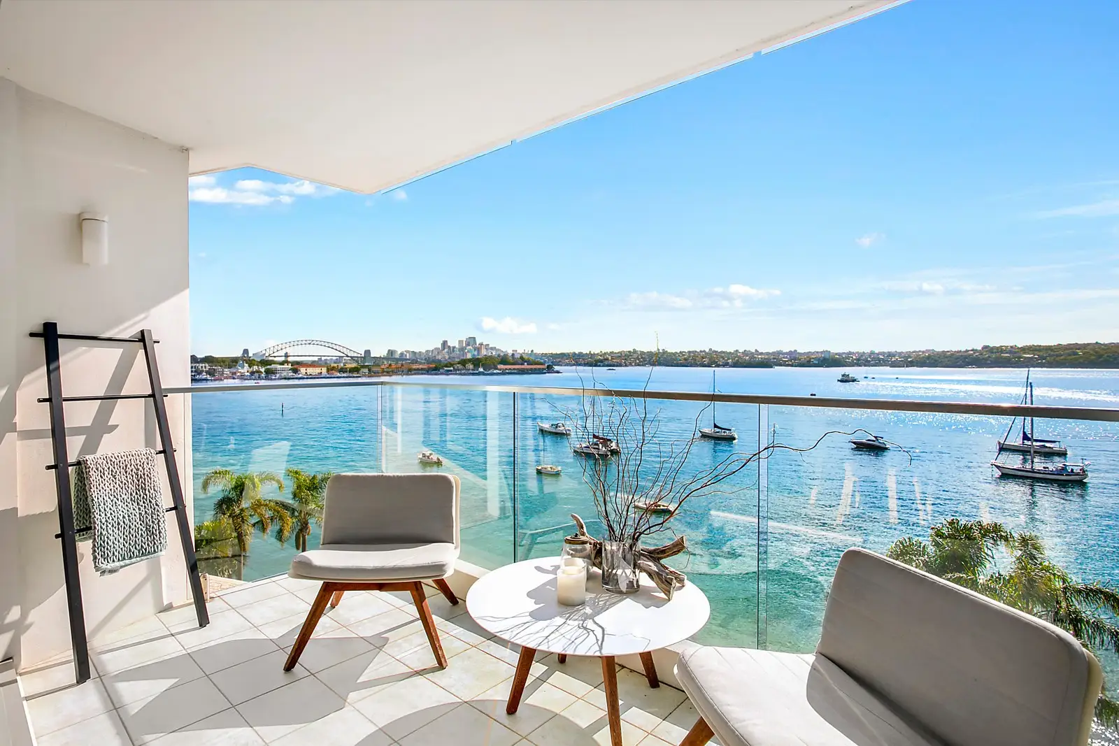 7B/73-75 Yarranabbe Road, Darling Point Sold by Sydney Sotheby's International Realty - image 2