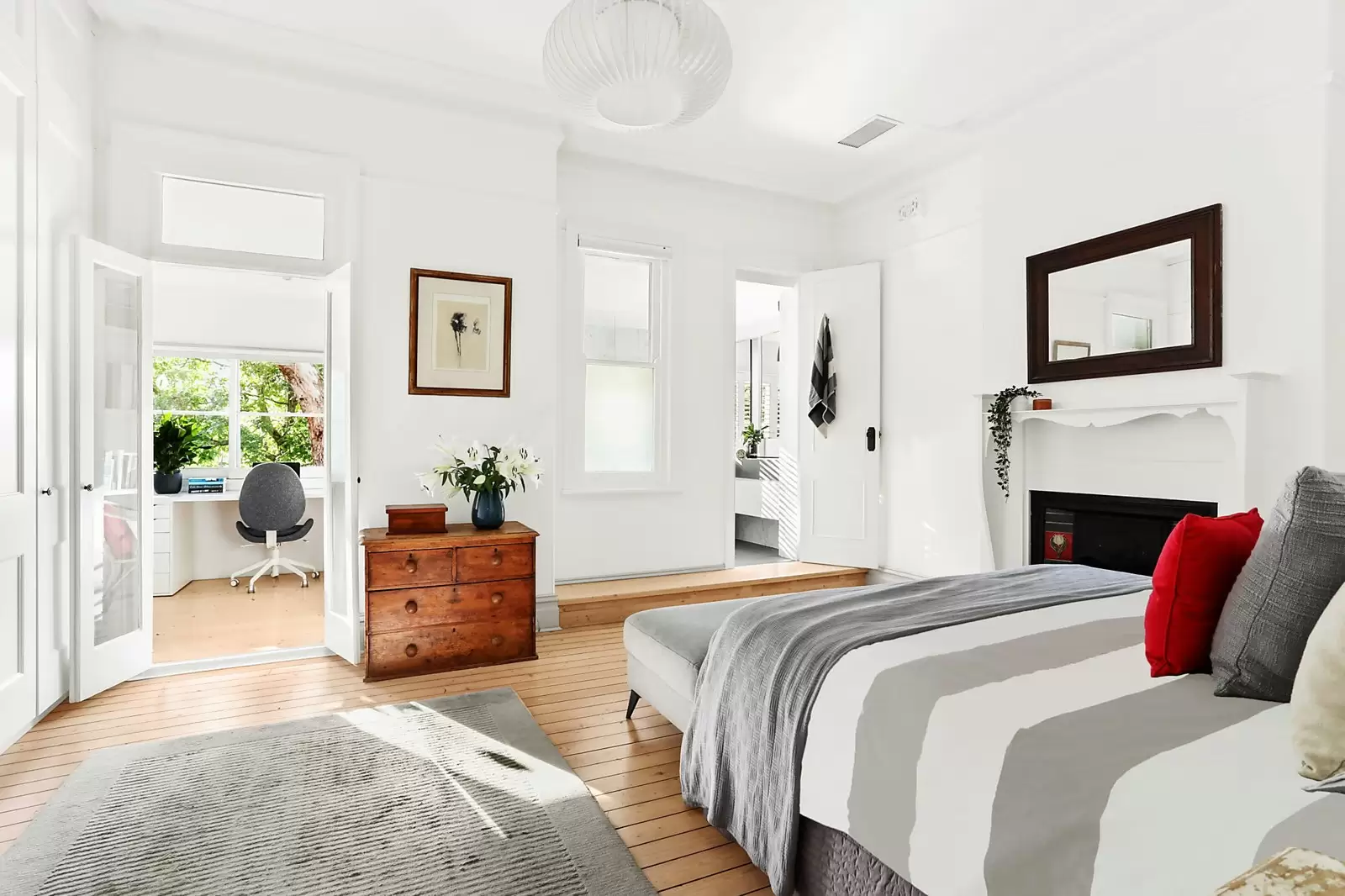 2 Abbey Street, Randwick Sold by Sydney Sotheby's International Realty - image 7