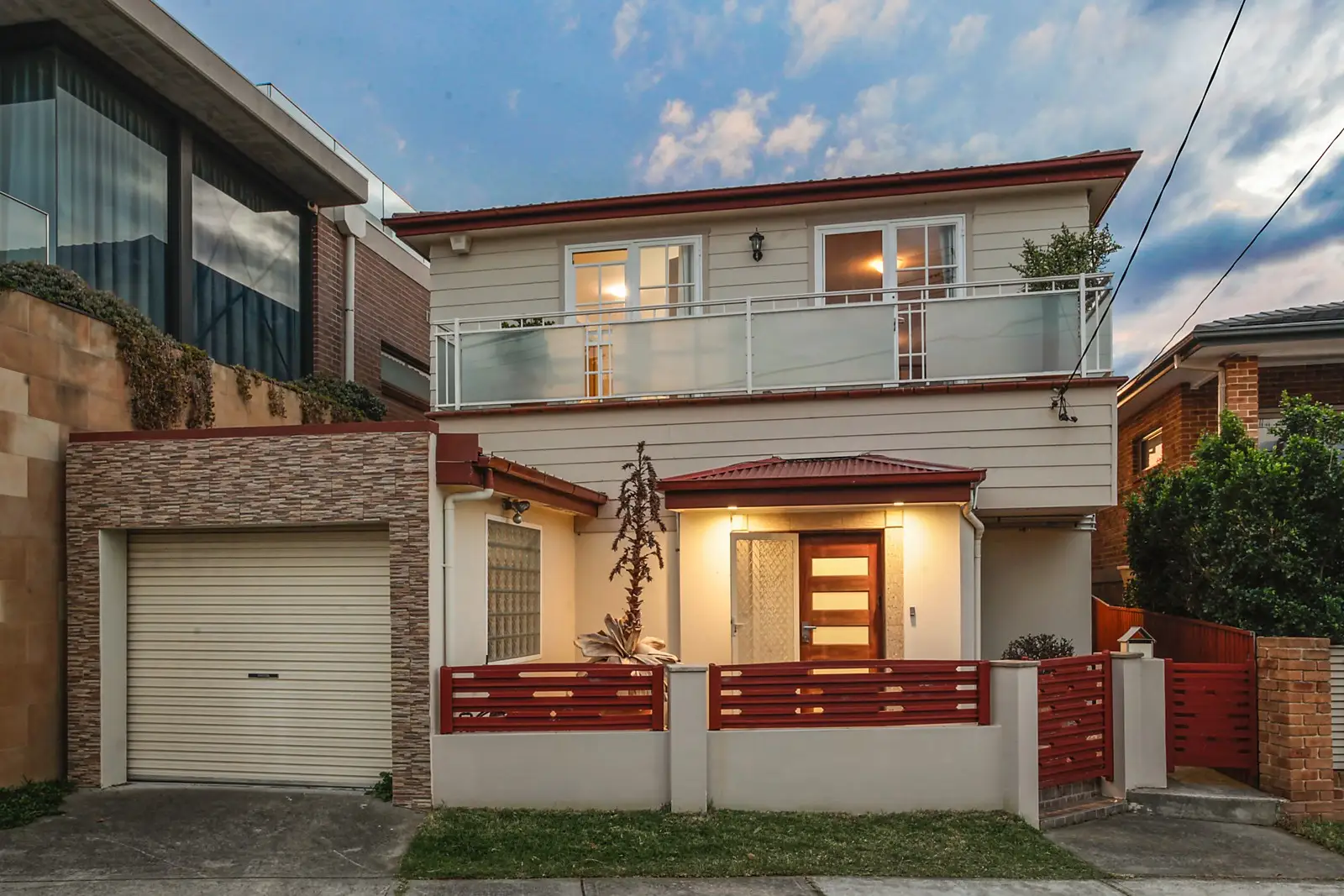 26 Denning Street, South Coogee Sold by Sydney Sotheby's International Realty - image 1