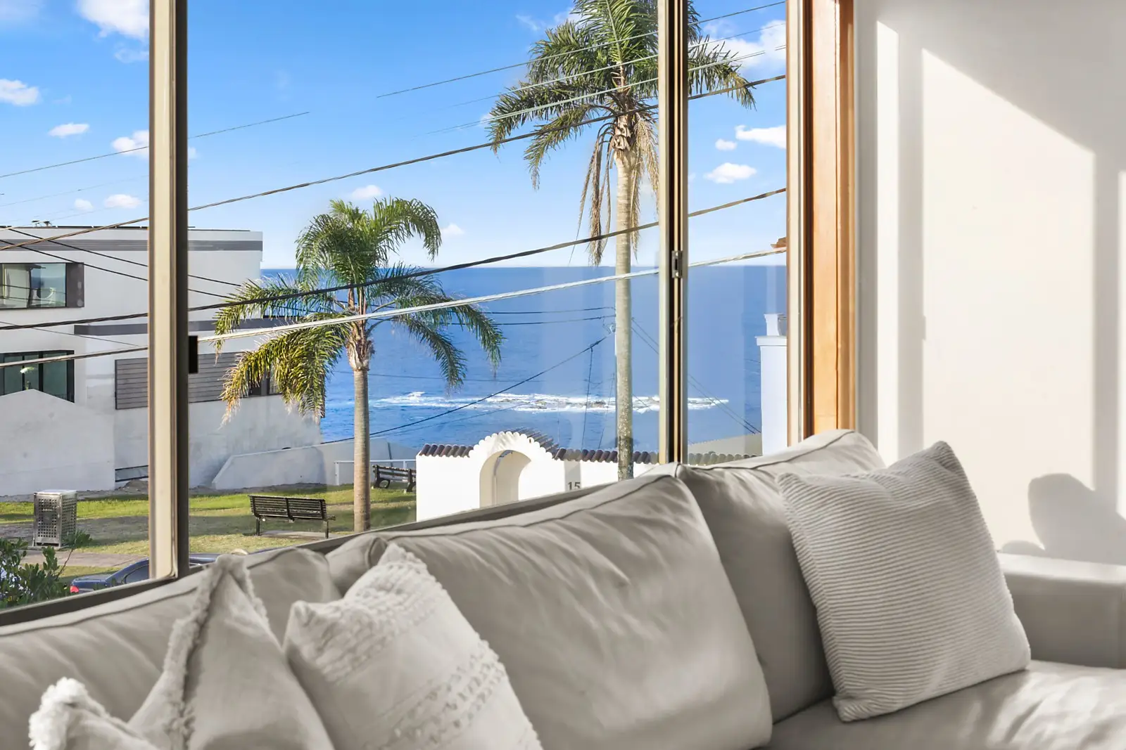 26 Denning Street, South Coogee Sold by Sydney Sotheby's International Realty - image 2