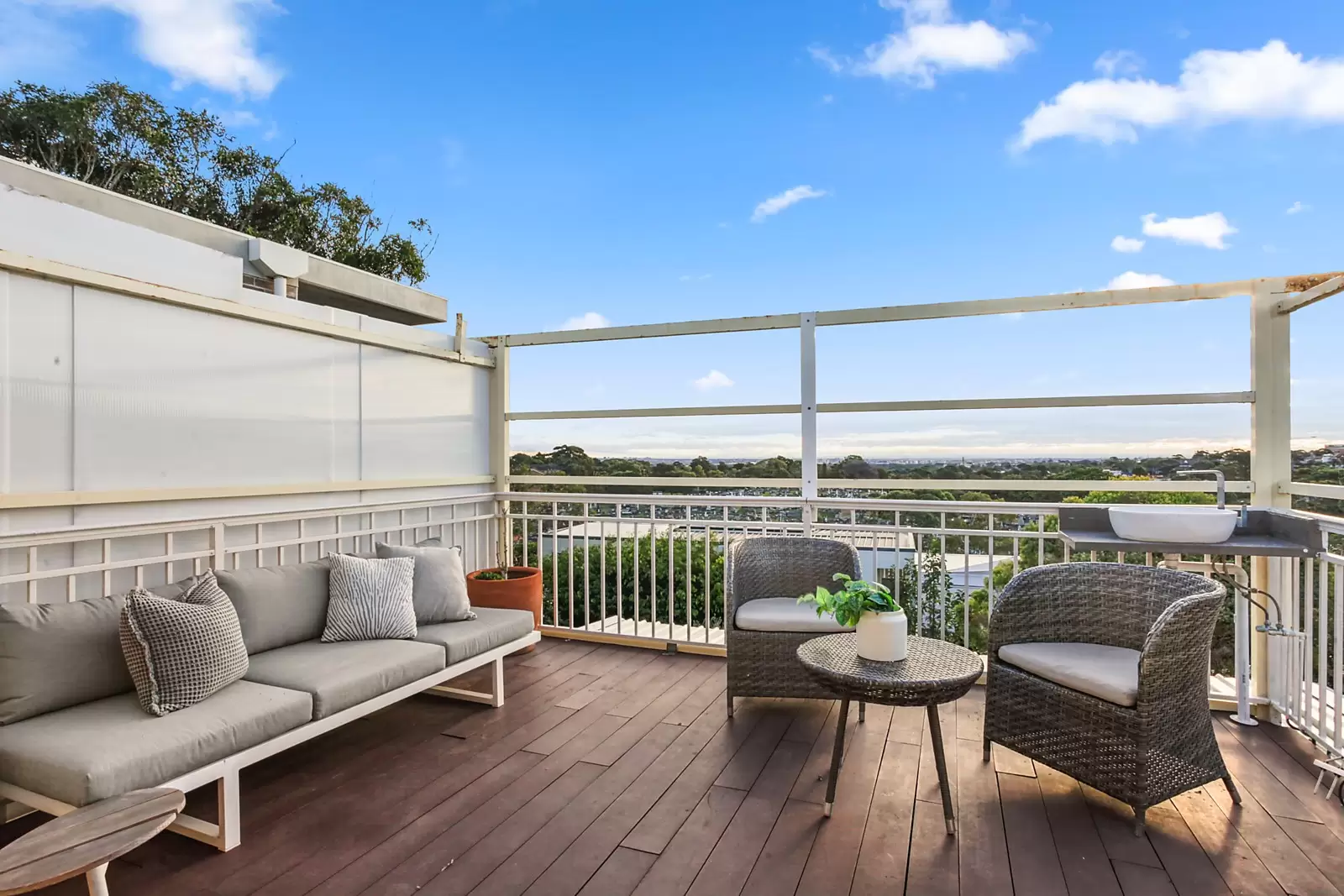 26 Denning Street, South Coogee Sold by Sydney Sotheby's International Realty - image 5