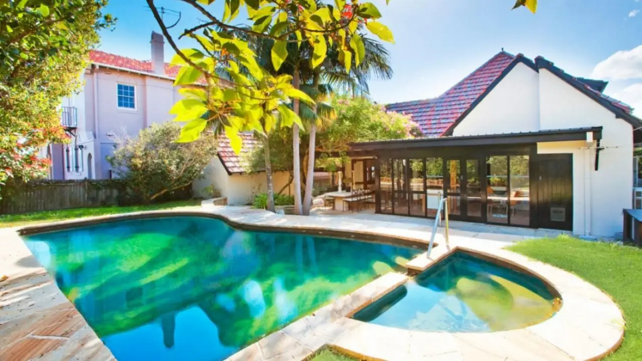 62 Captain Pipers Road, Vaucluse Leased by Sydney Sotheby's International Realty - image 1