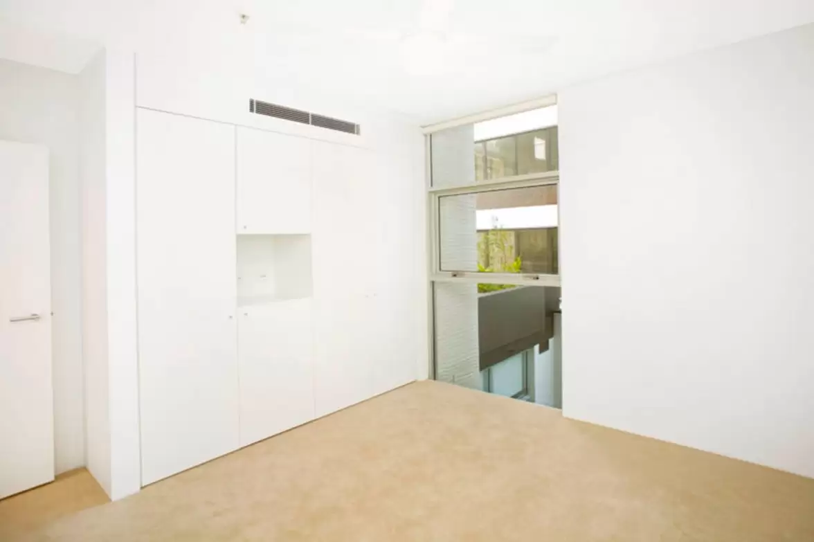 E308/310-330 Oxford Street, Bondi Junction Leased by Sydney Sotheby's International Realty - image 6