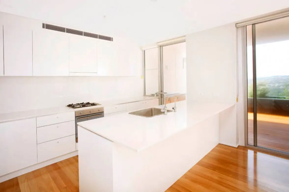 E308/310-330 Oxford Street, Bondi Junction Leased by Sydney Sotheby's International Realty - image 3