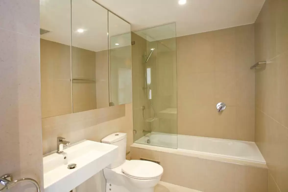 E308/310-330 Oxford Street, Bondi Junction Leased by Sydney Sotheby's International Realty - image 4