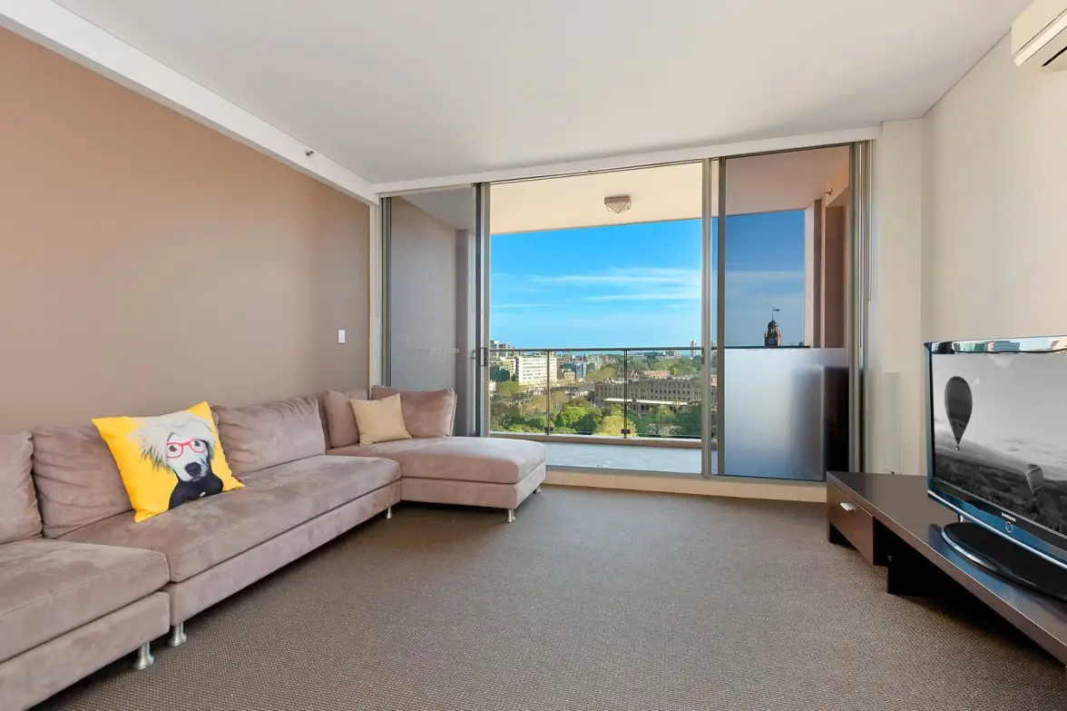241/420 Pitt Street, Sydney Sold by Sydney Sotheby's International Realty - image 2