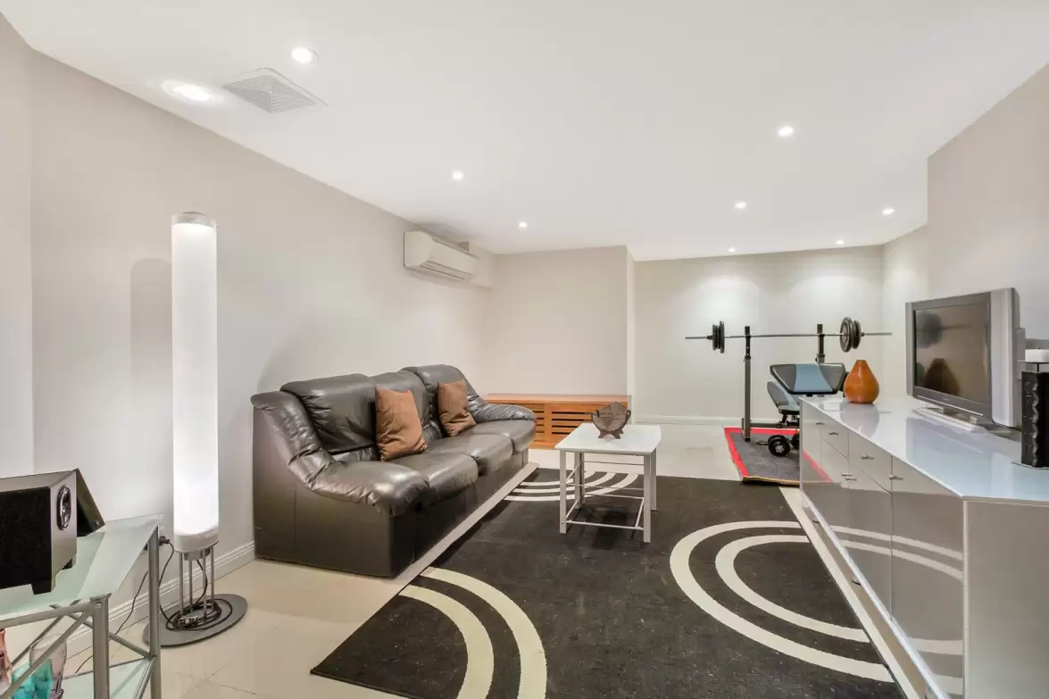 269 Military Road, Dover Heights Sold by Sydney Sotheby's International Realty - image 4