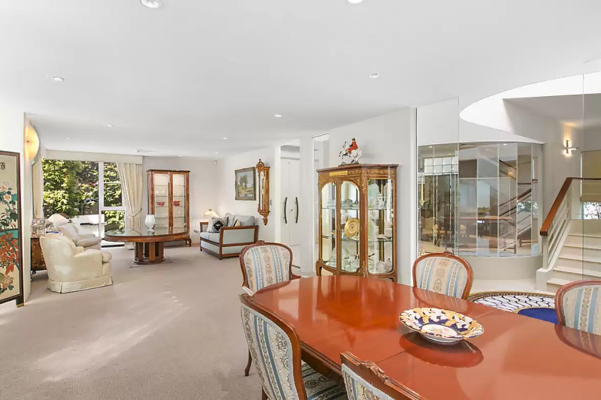 37 Wallangra Road, Dover Heights Sold by Sydney Sotheby's International Realty - image 9