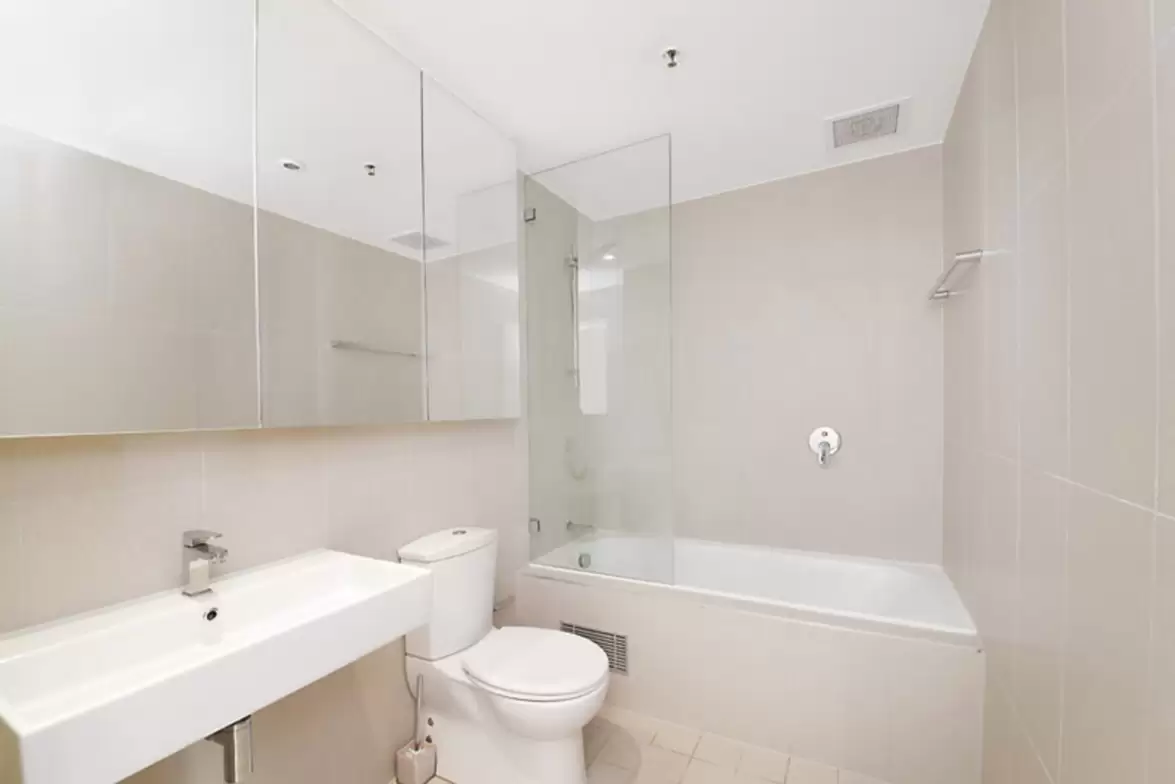 E708/310-330 Oxford Street, Bondi Junction Leased by Sydney Sotheby's International Realty - image 7