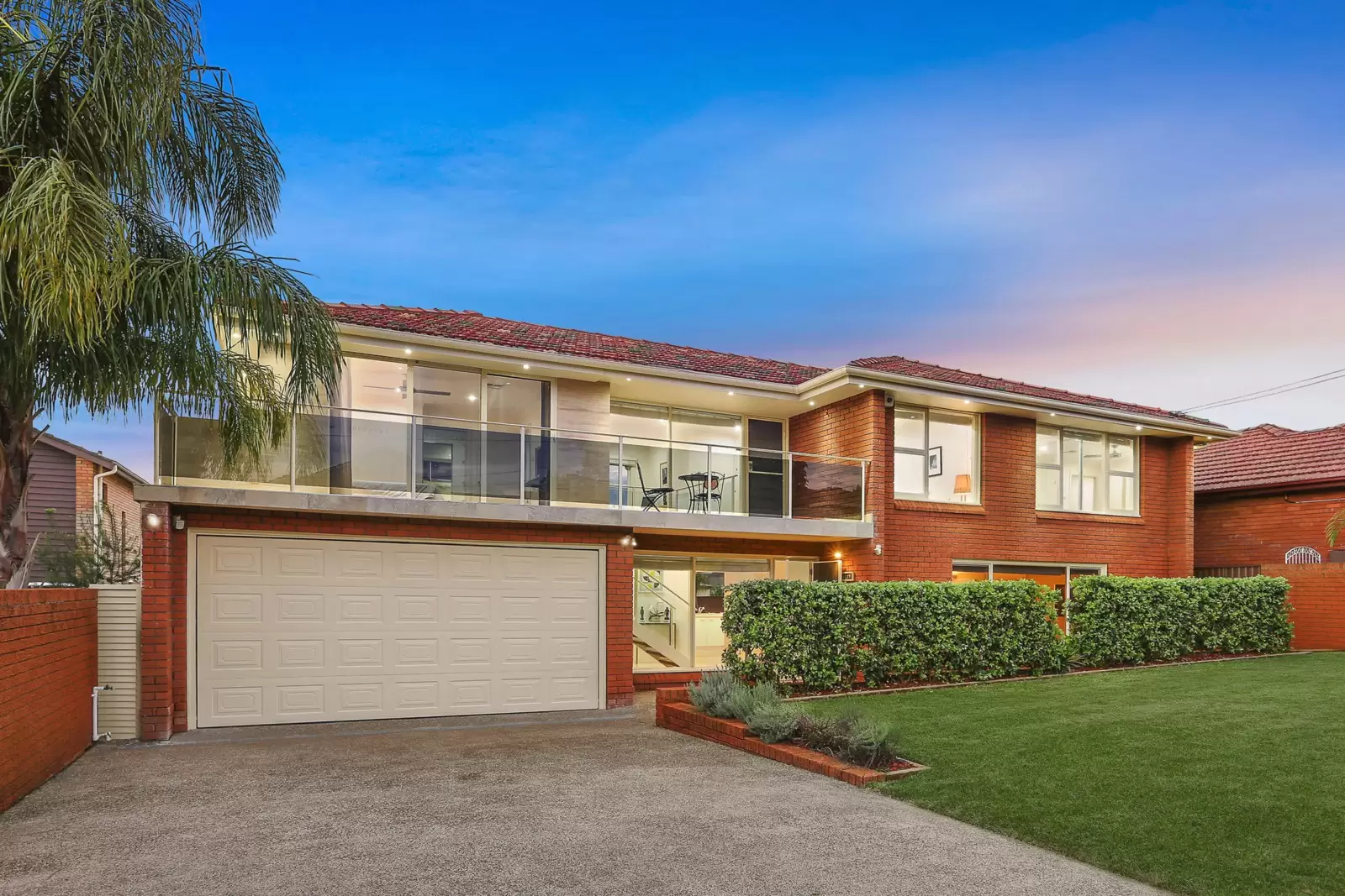 6 Waycott Avenue, Kingsgrove Sold by Sydney Sotheby's International Realty - image 4