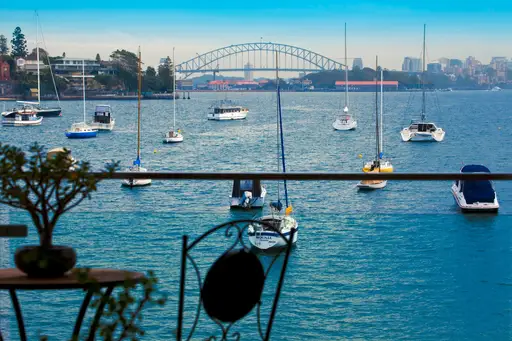 'Point Piper House' 1D/4 Buckhurst Avenue  - 'Point Piper House', Point Piper Sold by Sydney Sotheby's International Realty