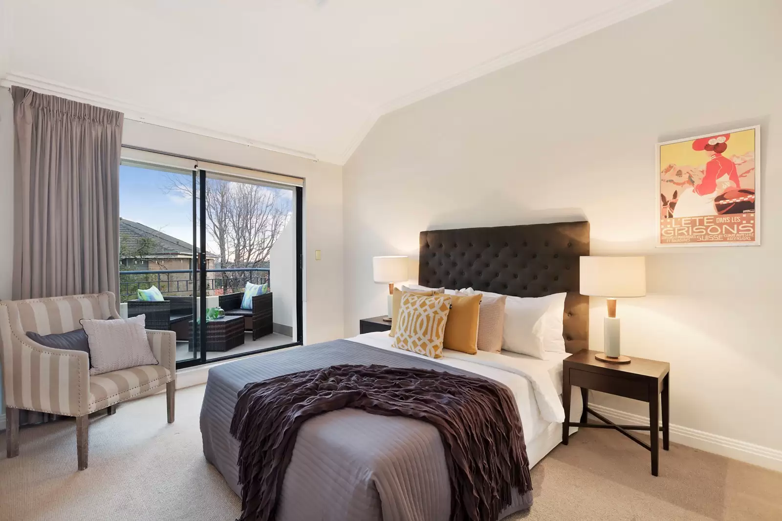 24/139 Middle Head Road, Mosman Sold by Sydney Sotheby's International Realty - image 4