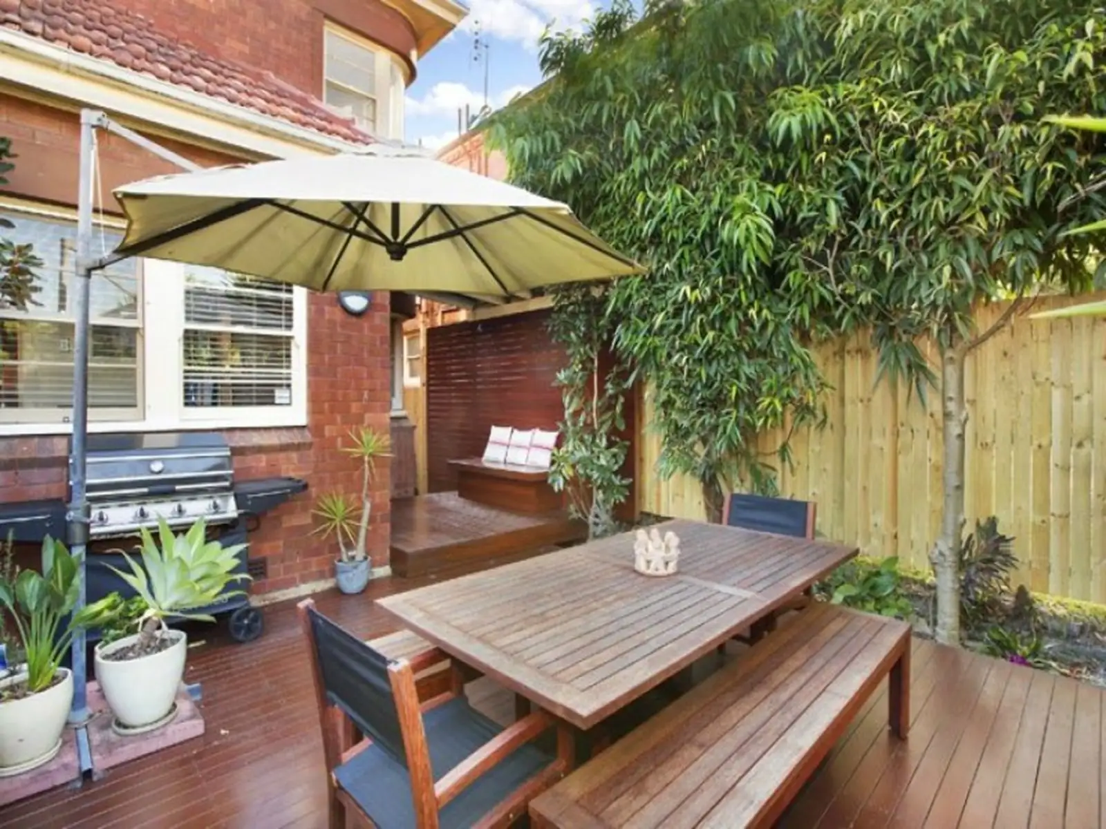 2/15 Allister Street, Cremorne Sold by Sydney Sotheby's International Realty - image 1