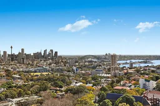 81/8-14 Fullerton Street, Woollahra Sold by Sydney Sotheby's International Realty