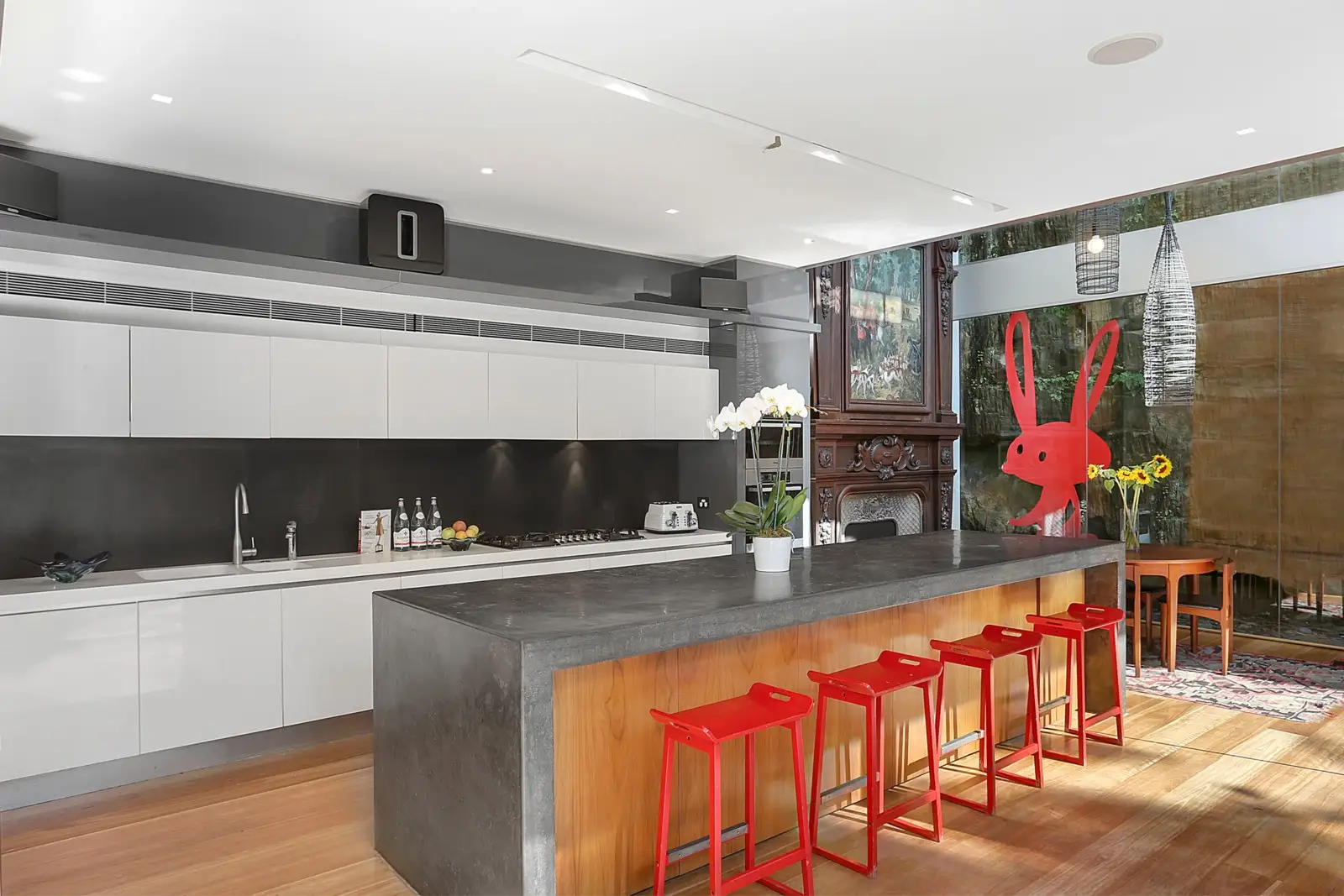 16 Olola Avenue, Vaucluse Sold by Sydney Sotheby's International Realty - image 3