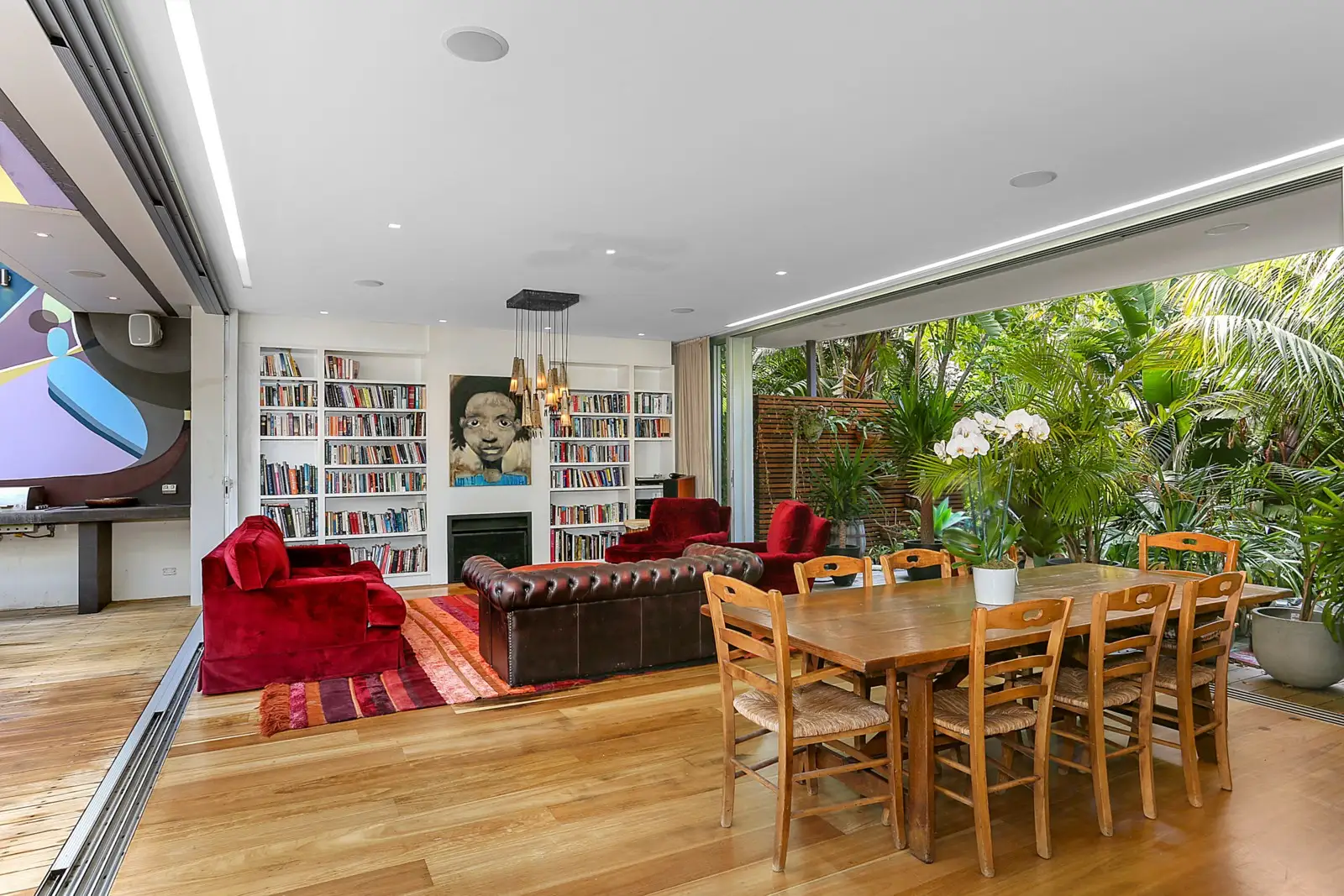 16 Olola Avenue, Vaucluse Sold by Sydney Sotheby's International Realty - image 2