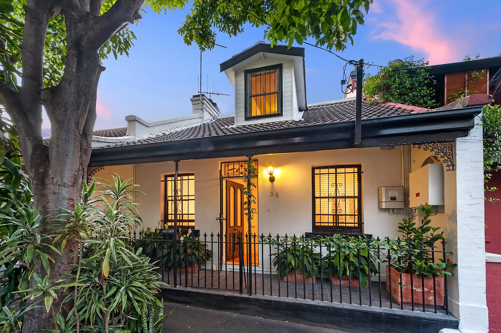 36 Thomas Street, Darlington Sold by Sydney Sotheby's International Realty - image 1