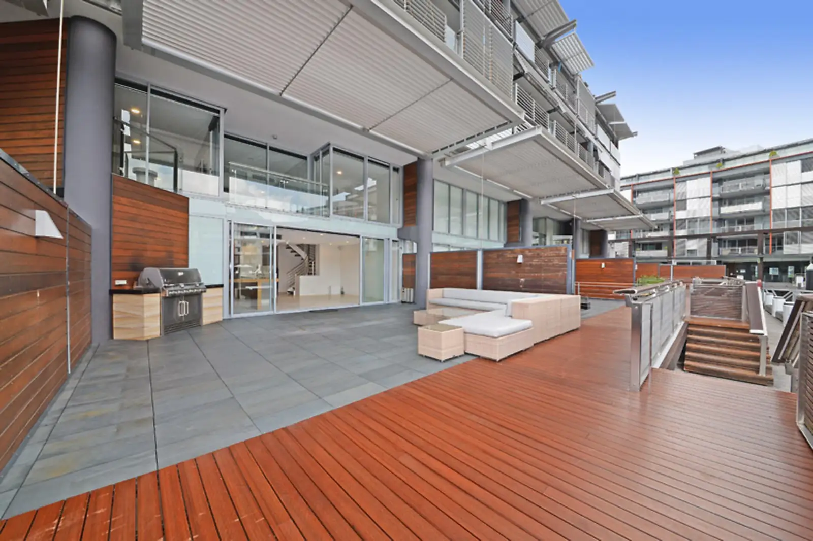 102/19 Hickson Road, Walsh Bay Leased by Sydney Sotheby's International Realty - image 2