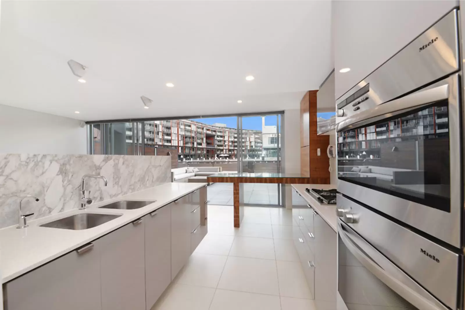 102/19 Hickson Road, Walsh Bay Leased by Sydney Sotheby's International Realty - image 4