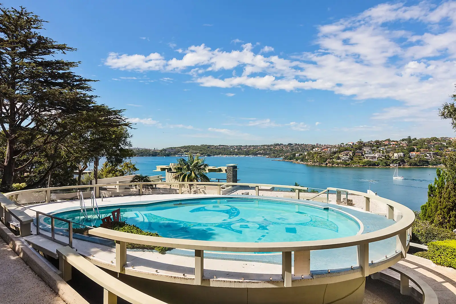 1-3 Amiens Road, Clontarf Sold by Sydney Sotheby's International Realty - image 3