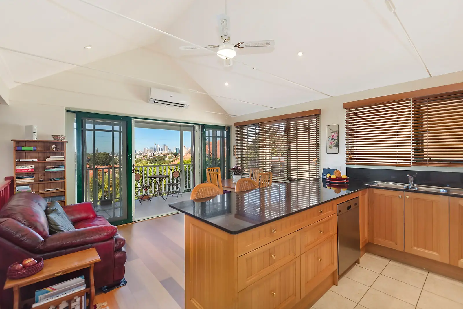 14A Holt Avenue, Mosman Sold by Sydney Sotheby's International Realty - image 1
