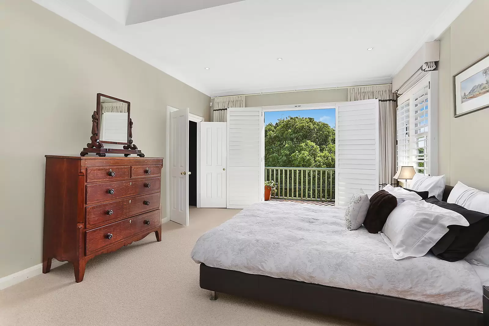 37 Fairfax Road, Bellevue Hill Sold by Sydney Sotheby's International Realty - image 5