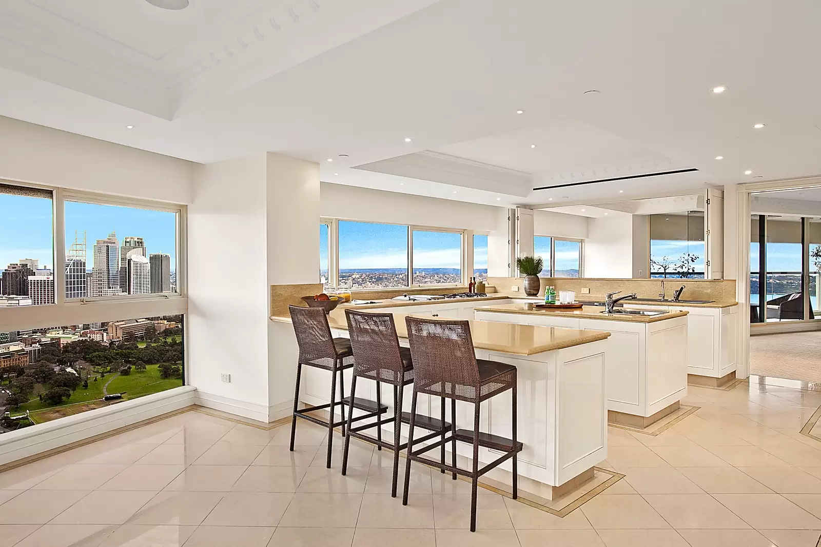 Darlinghurst Sold by Sydney Sotheby's International Realty - image 11