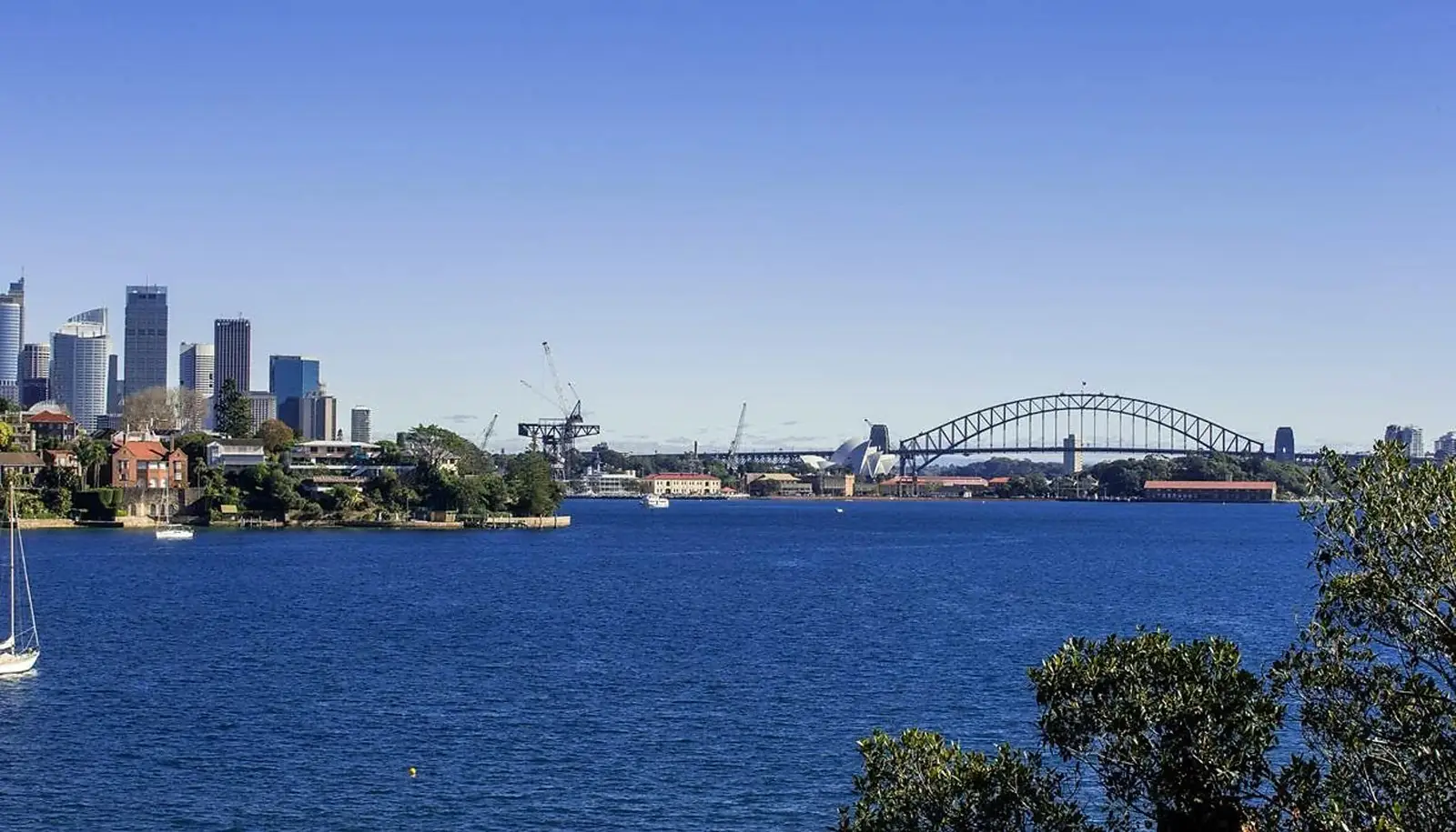 38 Wolseley Road 'Sienna' Residence 5, Point Piper Sold by Sydney Sotheby's International Realty - image 2