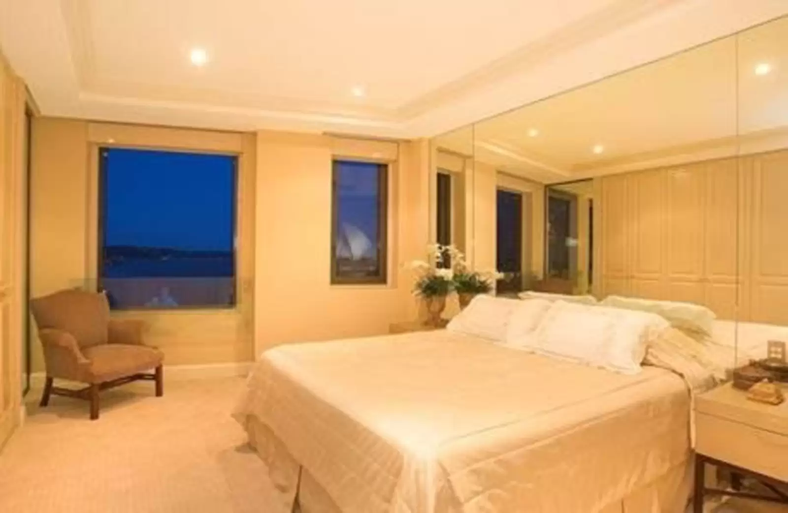 8 Hickson Road, 'Residence 4', The Rocks, Sydney Sold by Sydney Sotheby's International Realty - image 4