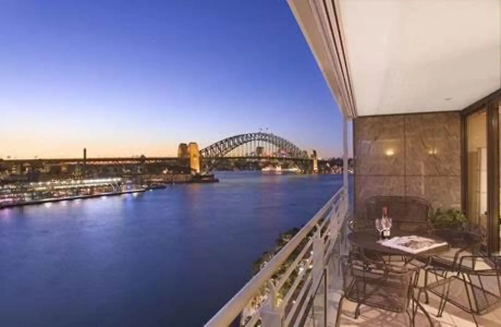 7 Macquarie Street, 'The Bennelong', Residence 96, Sydney Sold by Sydney Sotheby's International Realty - image 1