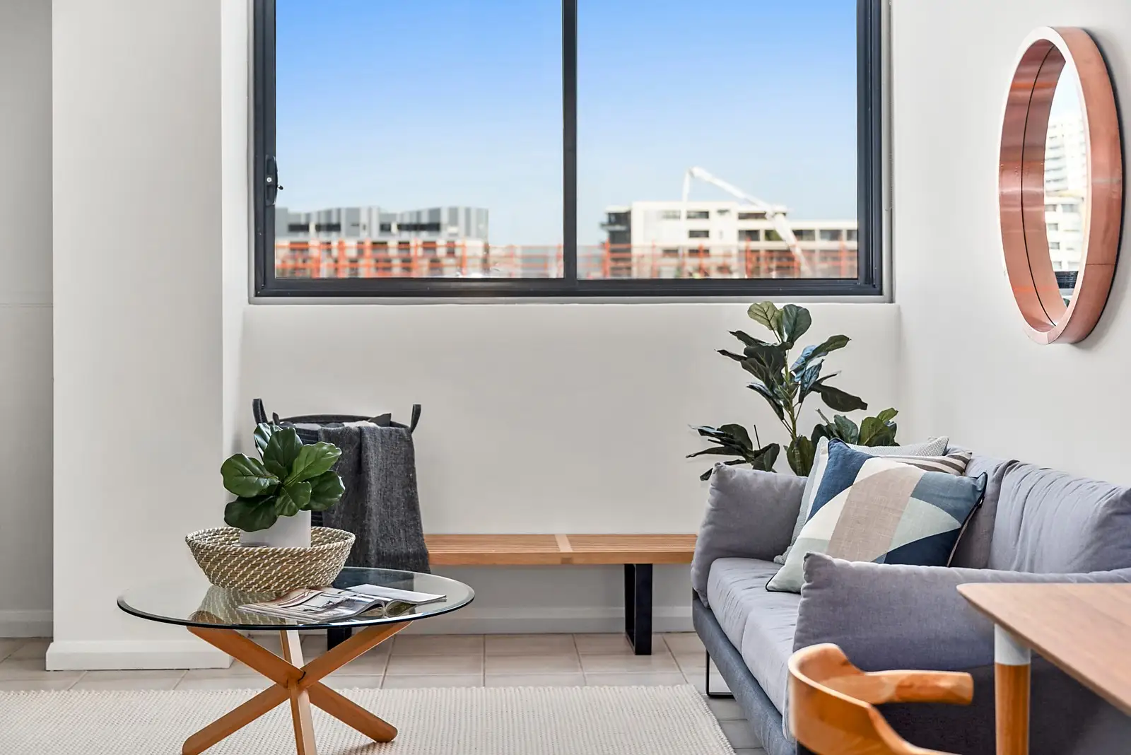 110/11a Lachlan Street, Waterloo Sold by Sydney Sotheby's International Realty - image 2