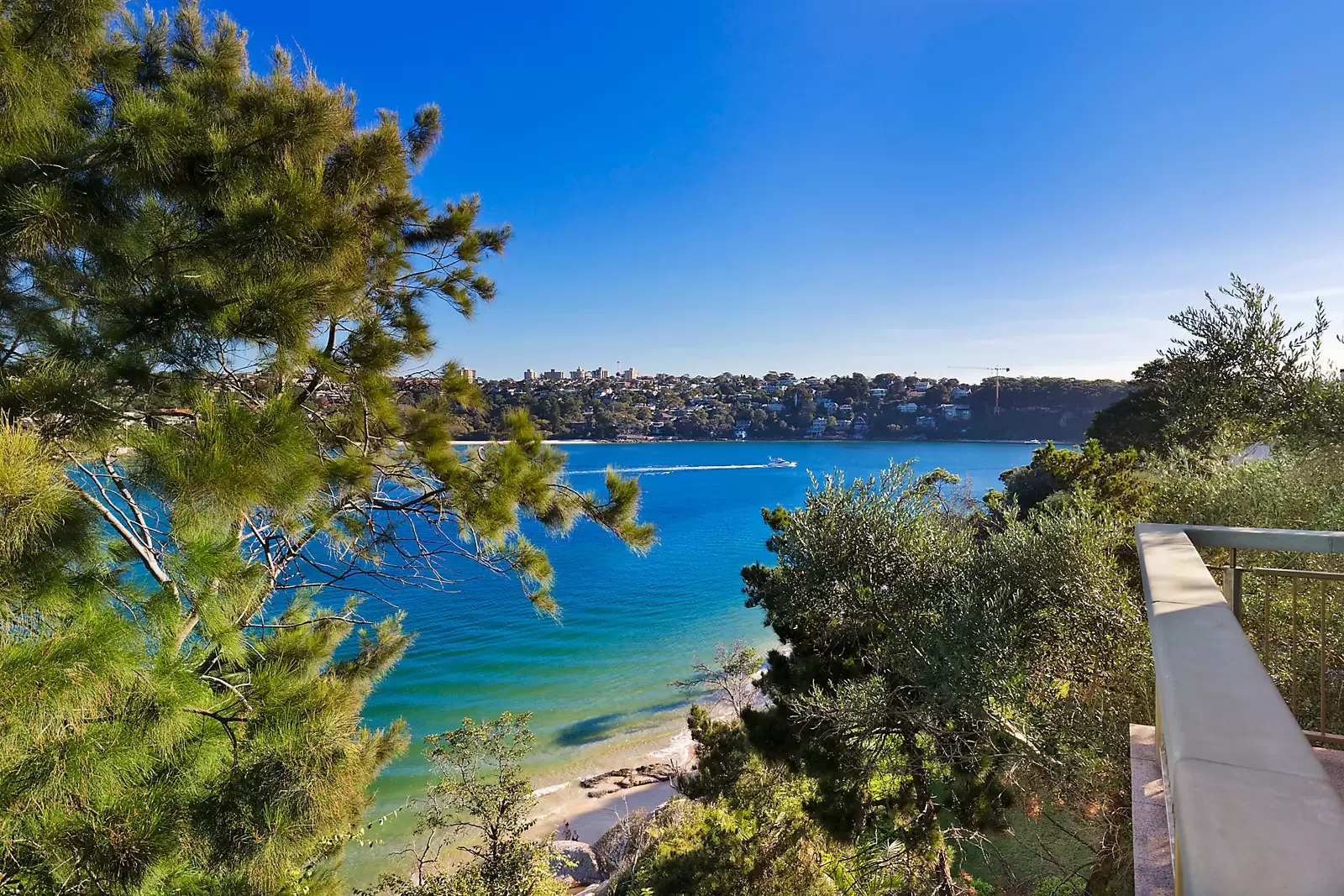 91 Cutler Road, Clontarf Sold by Sydney Sotheby's International Realty - image 5