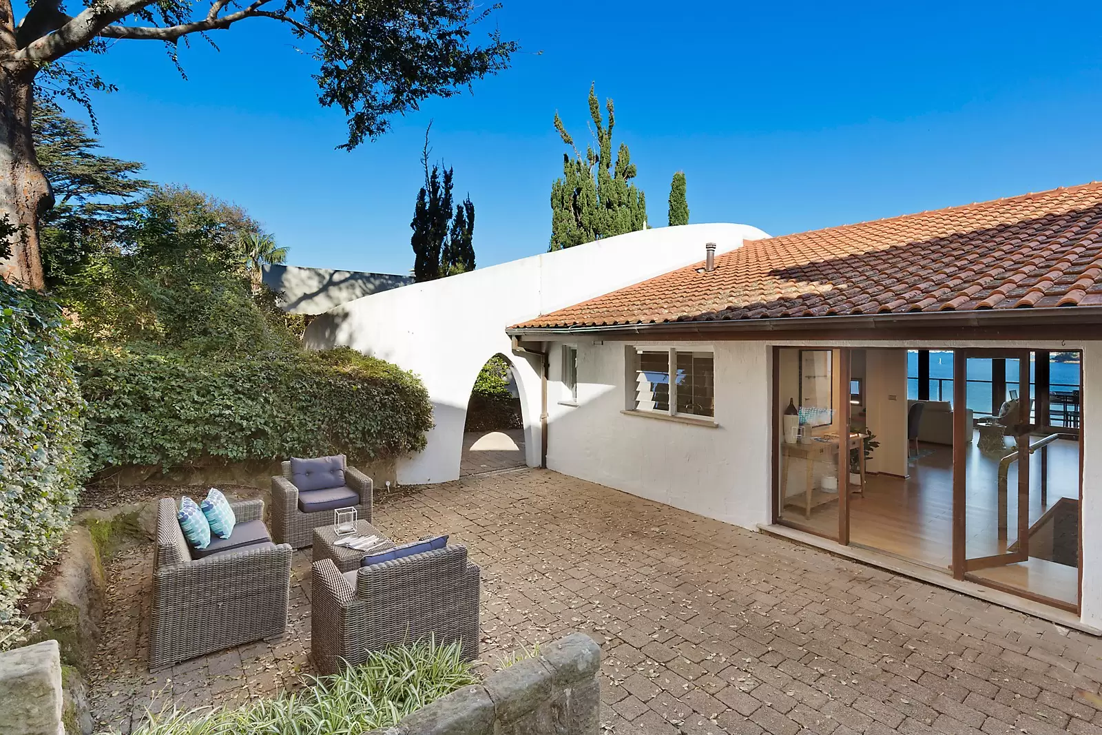 5 Amiens Road, Clontarf Sold by Sydney Sotheby's International Realty - image 9
