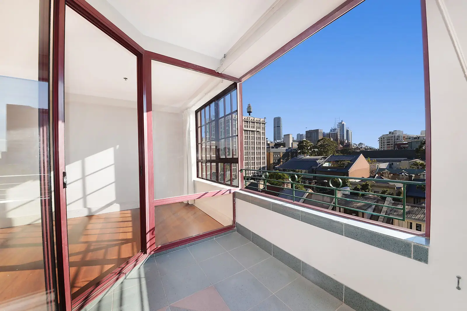 52 Francis Street, Darlinghurst Leased by Sydney Sotheby's International Realty - image 1