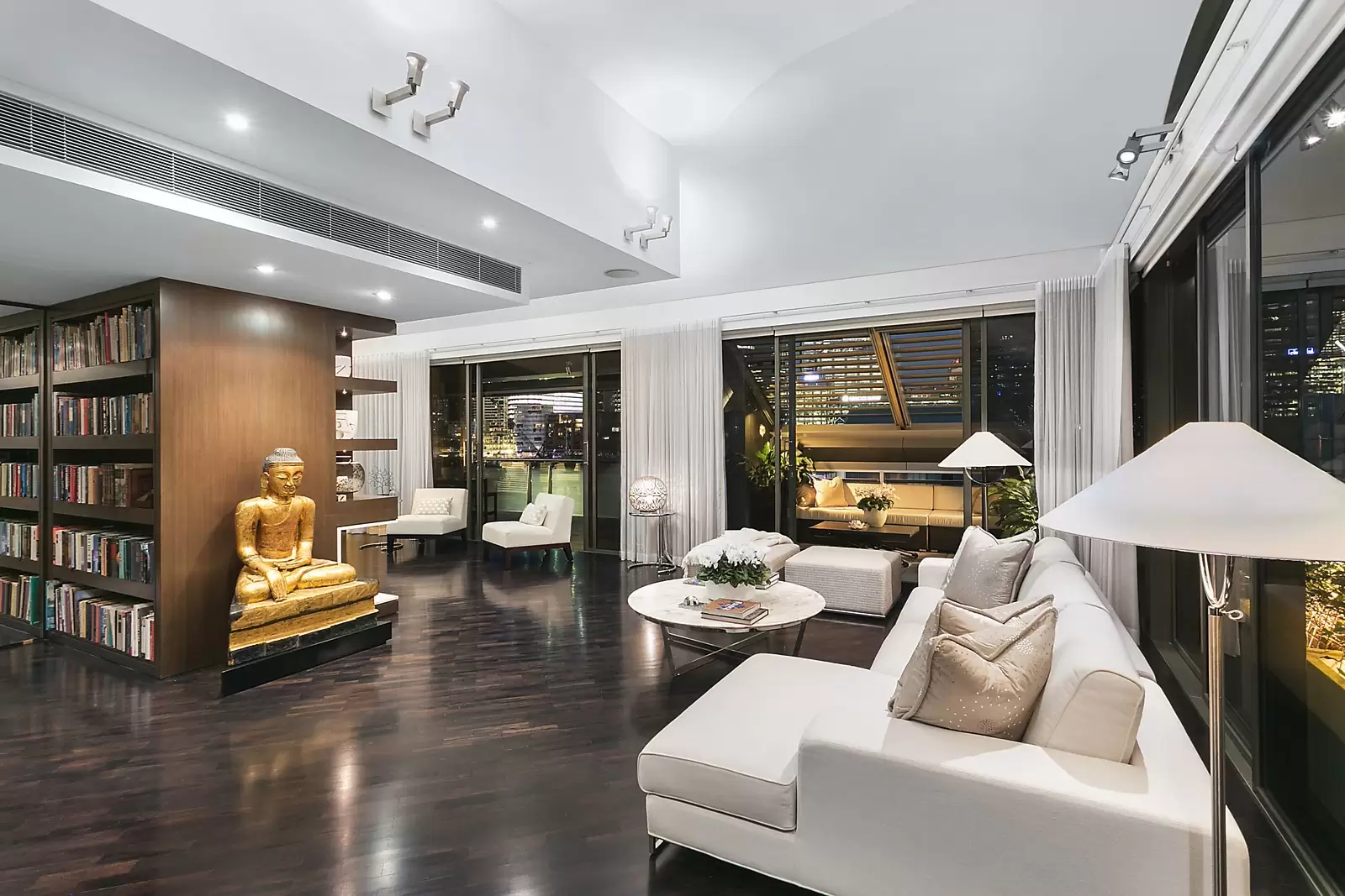 14 Wharf Crescent, The Penthouse, Pyrmont Sold by Sydney Sotheby's International Realty - image 8